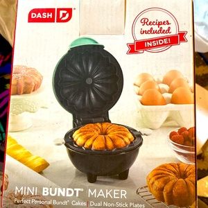 NEW DASH MINI BUNT MAKER in Blue